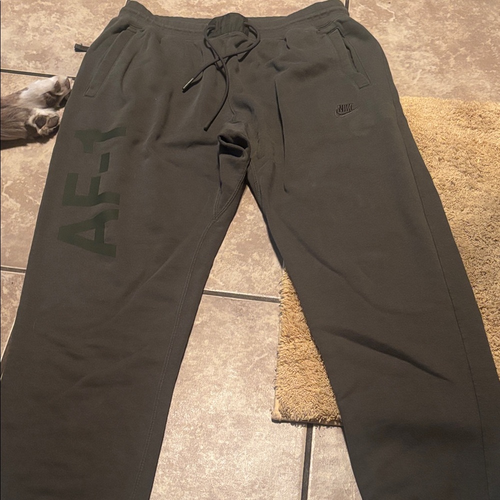 Nike Airforce 1 Men's Dark Olive Joggers